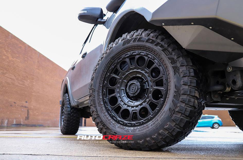MITSUBISHI TRITON GENERAL SATIN BLACK